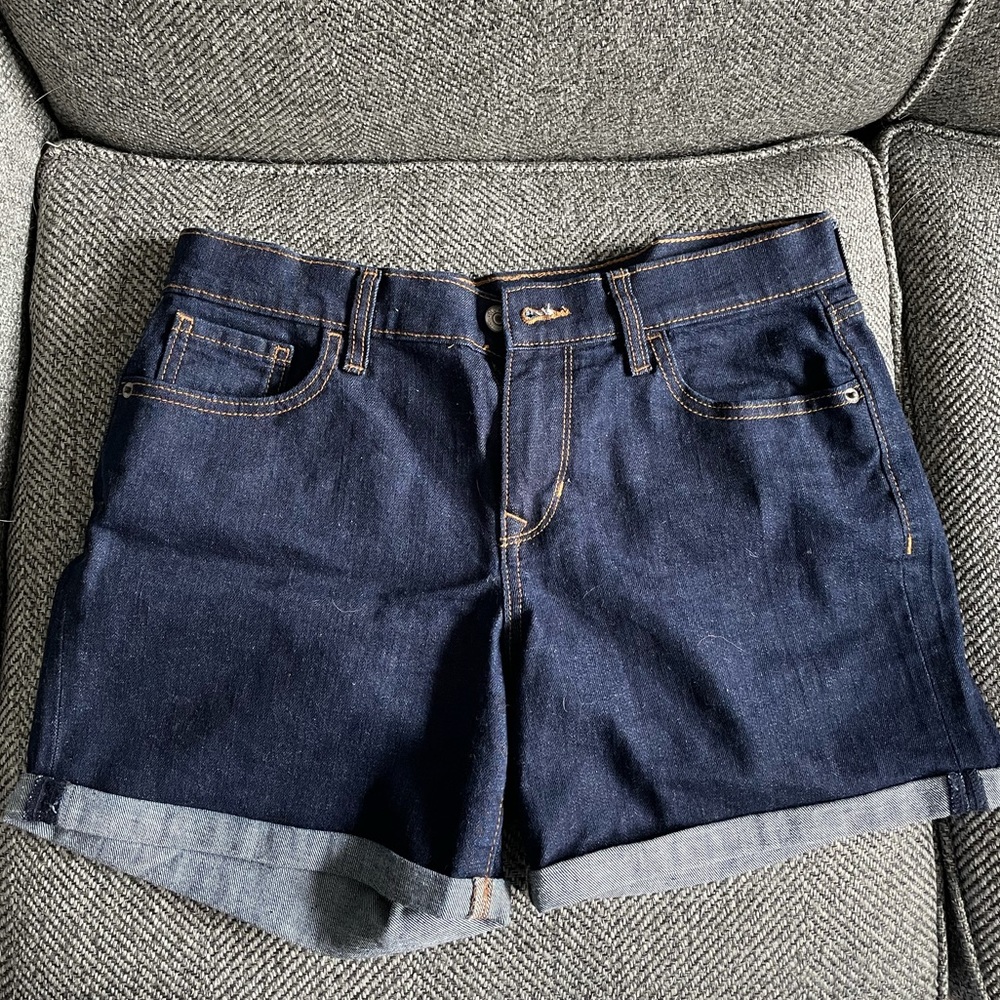 cuffed Old Navy denim shorts